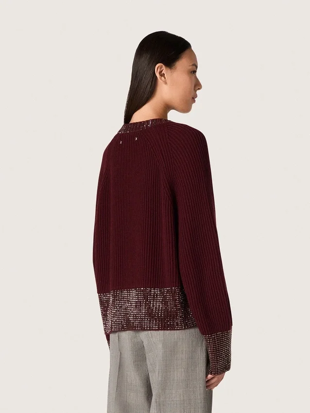 Pulover pentru femei cu guler rotund din lână de culoare burgund, cu broderie din strasuri