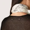 Pulover pentru femei cu guler rotund și model jacquard floral negru