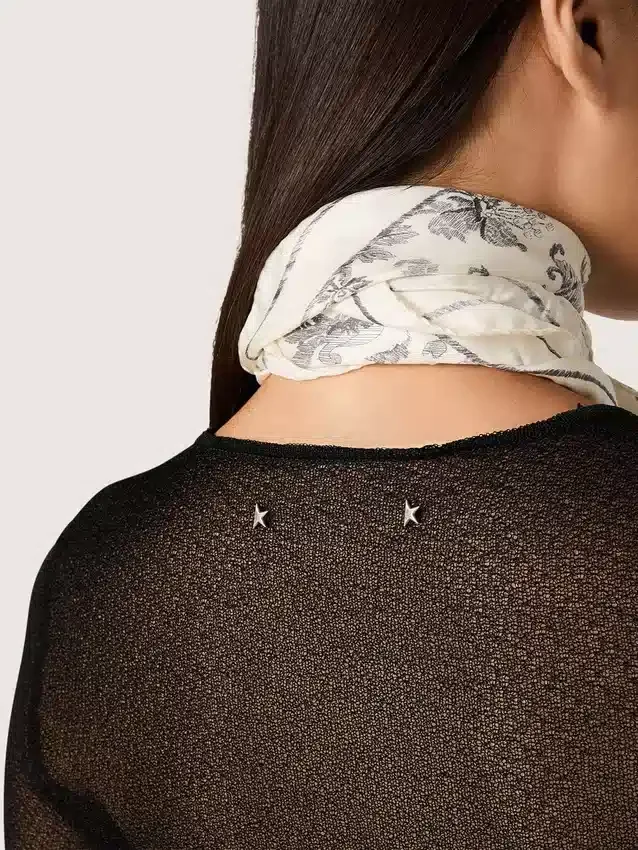 Pulover pentru femei cu guler rotund și model jacquard floral negru