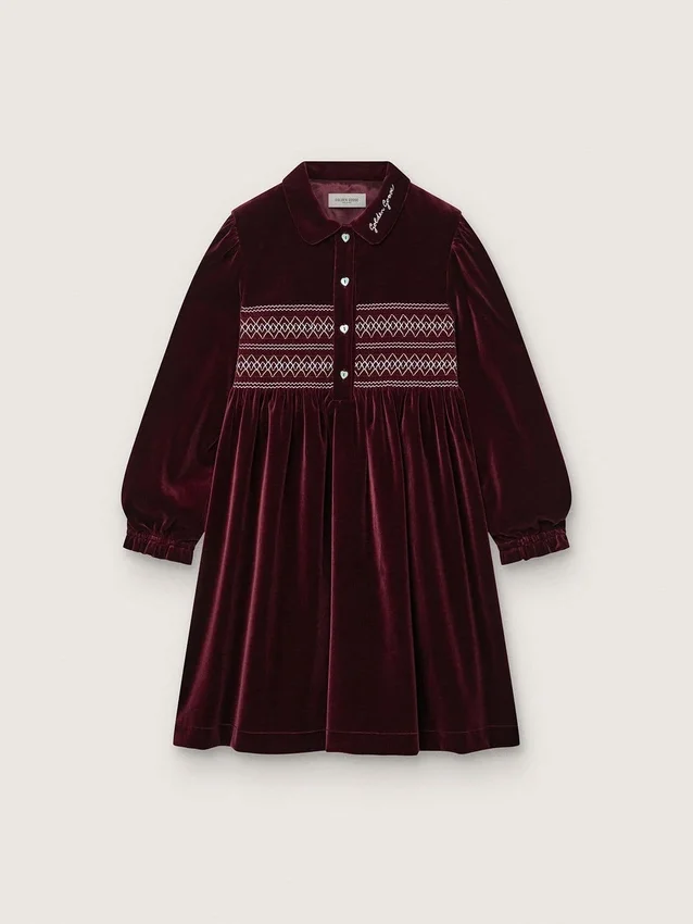 Rochie pentru fete în nuanța burgund, cu efect de catifea și broderie pe partea din față