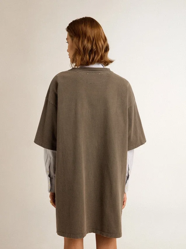Rochie-tricou gri pentru femei, cu finisaj uzat