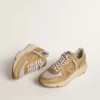 Running Sole din nubuc bej cu stea din piele bej