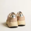 Running Sole pentru femei din plasă și piele de căprioară, cu stea roz și bandă argintie pe călcâi