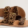 Sandale plate Margaret pentru femei din piele de ponei cu imprimeu leopard
