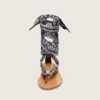 Sandale plate pentru femei cu model paisley albastru închis și detaliu cu bijuterie