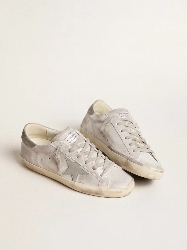 Sneakersi Super-Star din piele cu efect de sclipici gri-alb, cu stea din piele