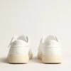 Sneakersi sustenabili Yatay Model 1B cu parte superioară albă pe bază biologică și Y alb