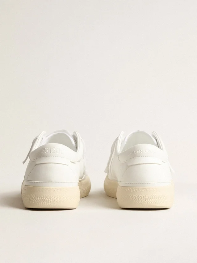 Sneakersi sustenabili Yatay Model 1B cu parte superioară albă pe bază biologică și Y alb