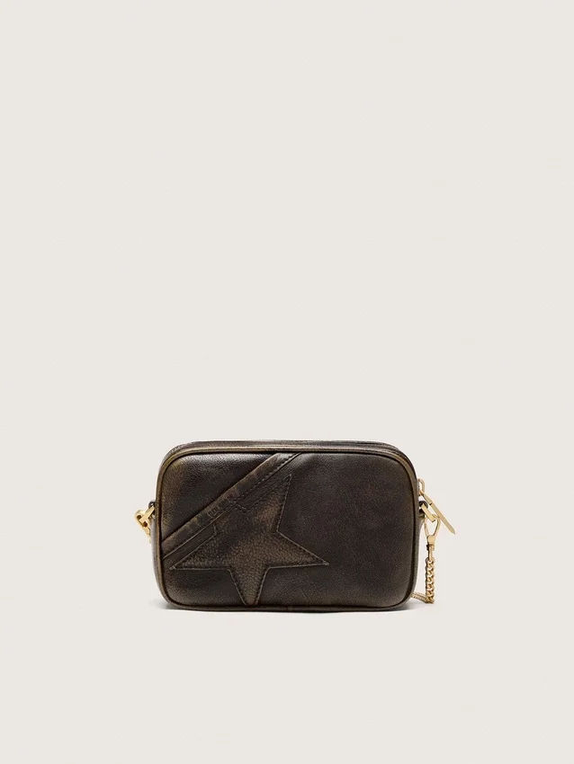 Star Bag mini din piele maro închis cu aspect uzat, cu stea ton pe ton