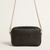 Star Bag mini din piele neagră cu stea ton pe ton
