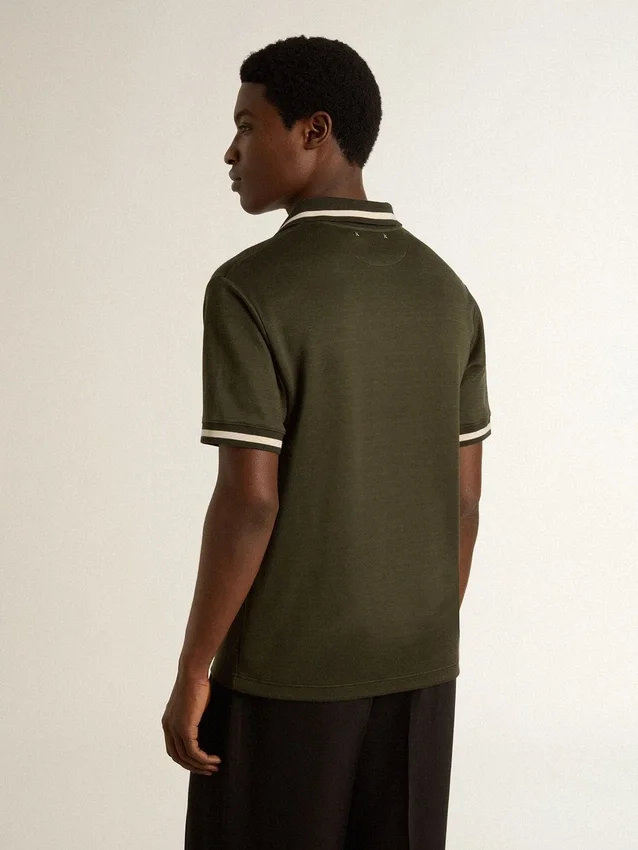 Tricou polo pentru bărbați din jersey verde militar, cu broderie