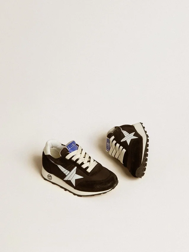 Young Marathon din nailon negru cu stea imprimată și bandă din piele la călcâi